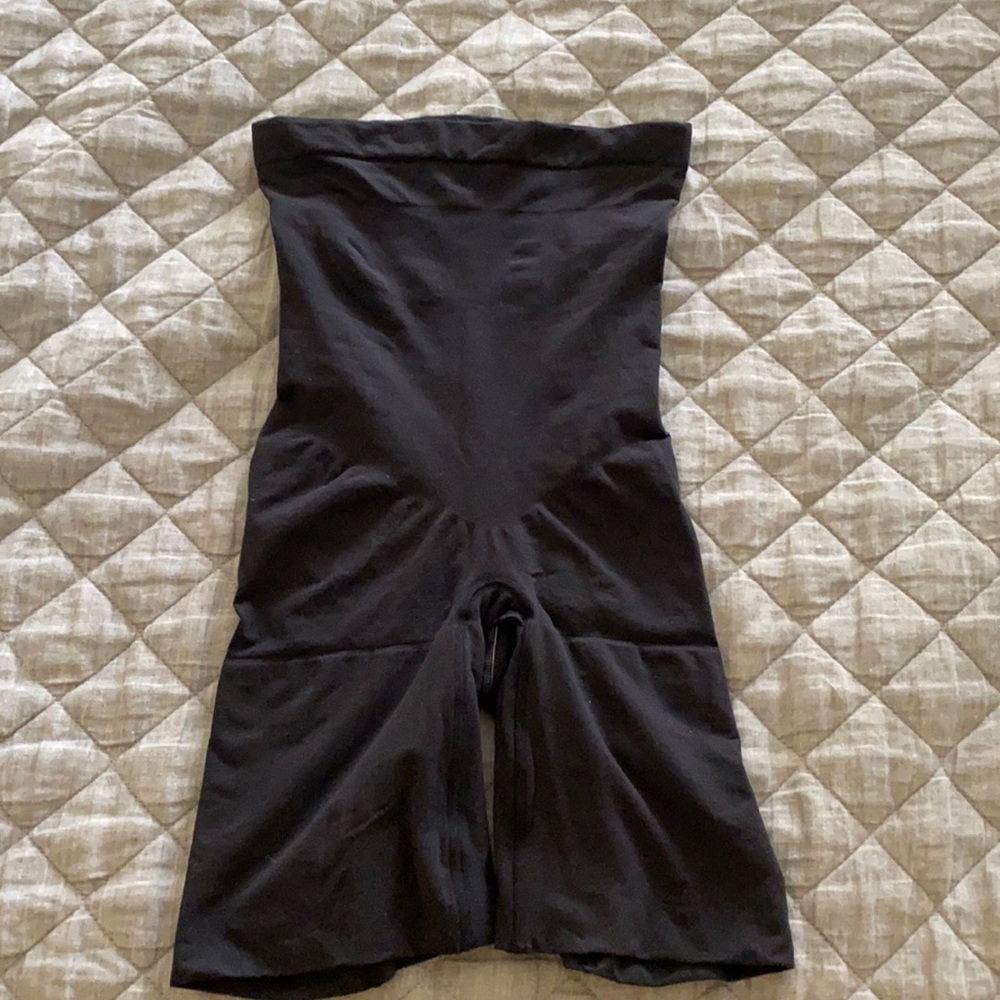 Spanx Higher Power Shorts size Large